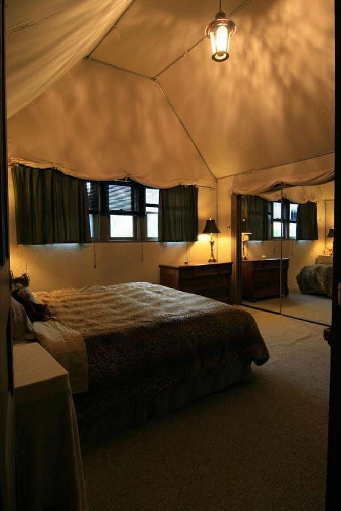 Stone Gables Inn クリーブランド エクステリア 写真